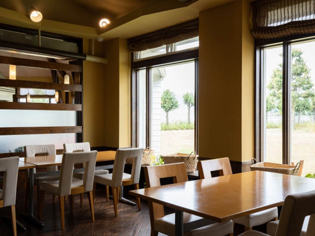 レストラン 内装工事｜横浜 お店 内装屋.com